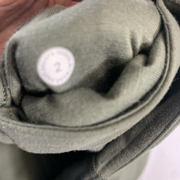 Lululemon Blissful Bend Super High-Rise Short - Army Green Size 2 - Picture 6 of 11